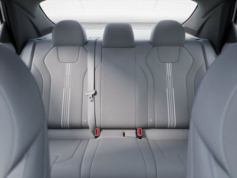 New 2025 Hyundai Elantra Sport image 12