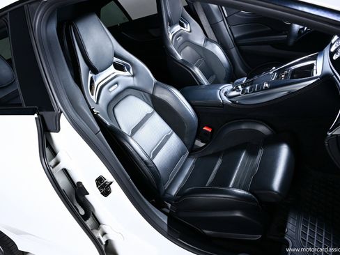 Used 2022 Mercedes-Benz AMG GT 43 image 24