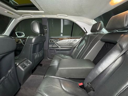 Used 2000 Mercedes-Benz E 55 AMG Sedan image 25