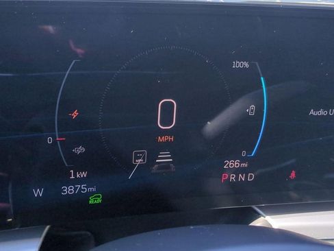 Certified 2024 Cadillac Lyriq Luxury image 10