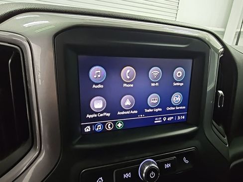 Used 2024 Chevrolet Silverado 2500 Custom w/ Custom Value Package image 14