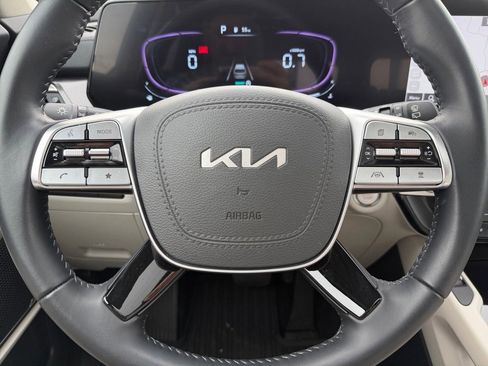 New 2025 Kia Telluride S image 20