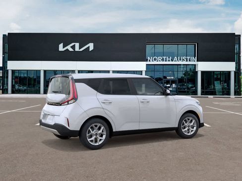 New 2025 Kia Soul LX image 6