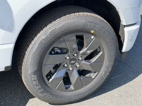 New 2025 Ford F150 Lightning Flash image 24