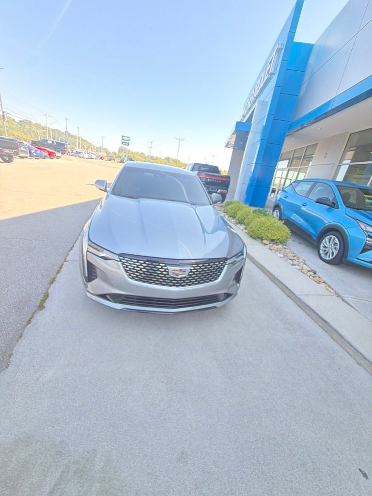 Used 2026 Cadillac CT4 Premium Luxury AWD/4WD image 10