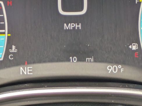 New 2026 Chrysler Pacifica Select FWD image 11