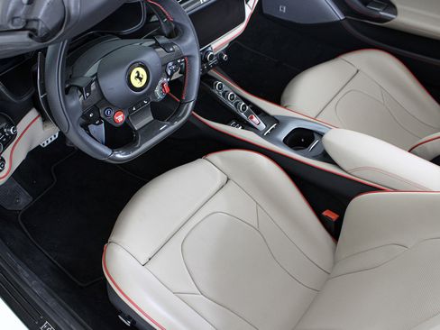 Used 2023 Ferrari Portofino M image 31