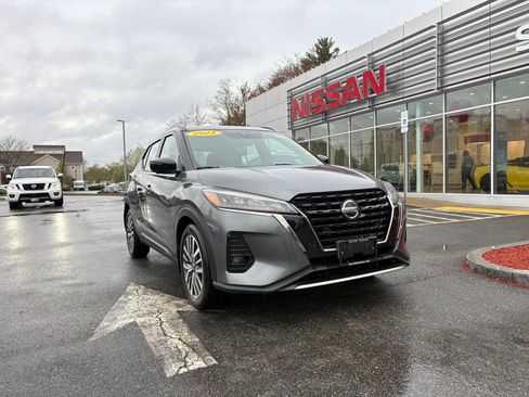 Used 2021 Nissan Kicks SR FWD image 1