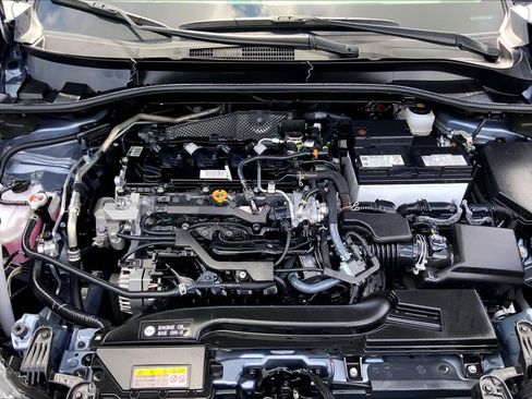 Certified 2026 Toyota Corolla Cross XLE FWD image 31