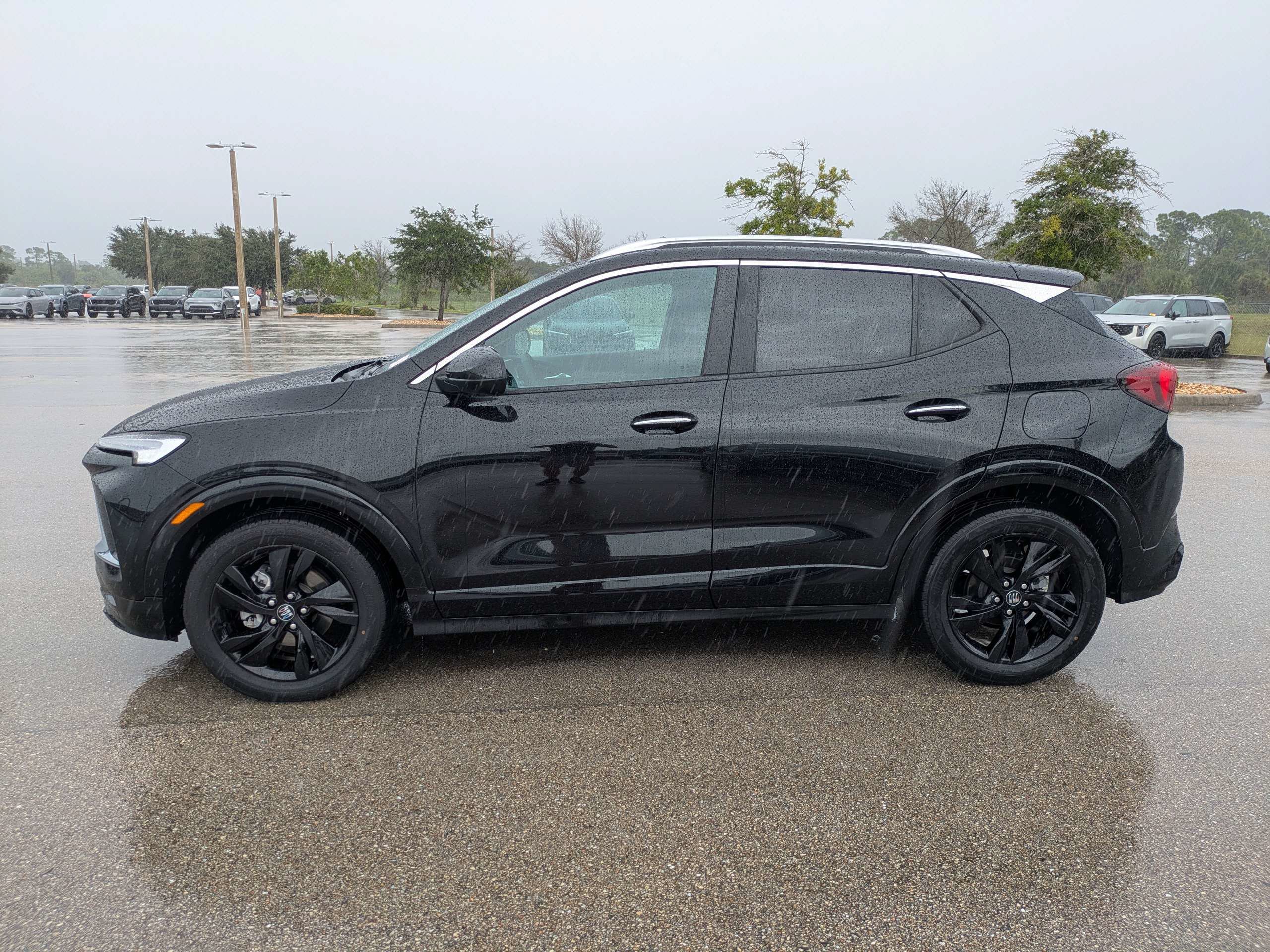 Used 2024 Buick Encore GX Sport Touring w/ Comfort Package FWD image 7