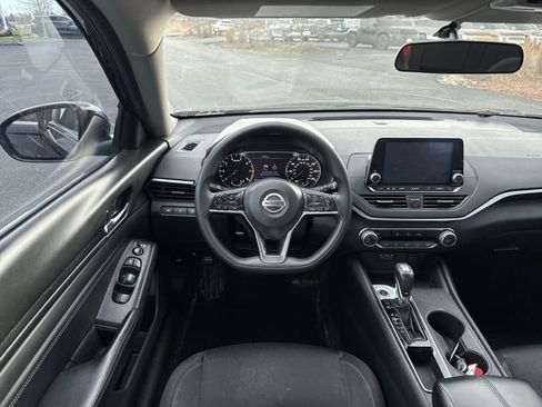 Used 2019 Nissan Altima 2.5 S FWD image 14