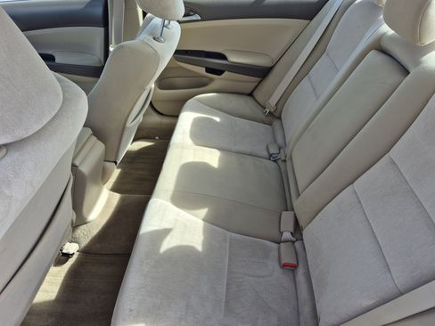 Used 2010 Honda Accord LX-P image 29