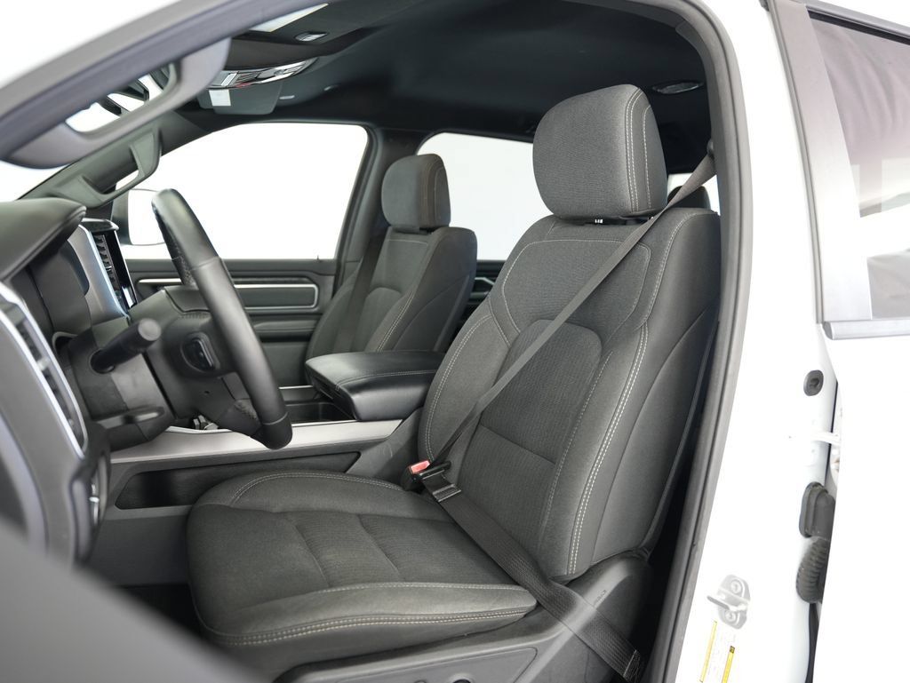 Used 2019 RAM 1500 Big Horn AWD/4WD image 45