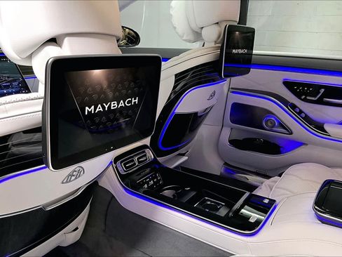 Certified 2023 Mercedes-Benz Maybach S 580 4MATIC image 35