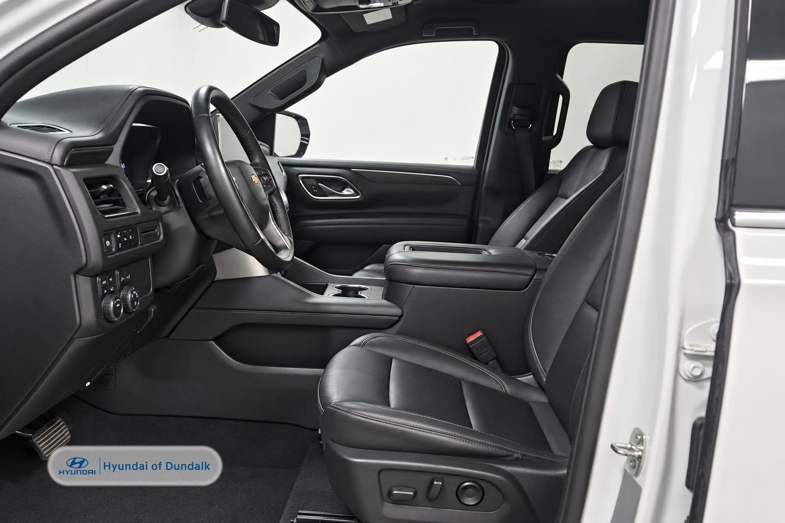 Used 2024 Chevrolet Suburban LT AWD/4WD image 6
