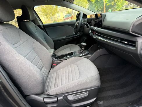 Certified 2025 Kia K4 EX FWD image 29