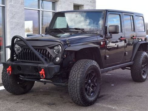 Used 2015 Jeep Wrangler Unlimited Sport image 9