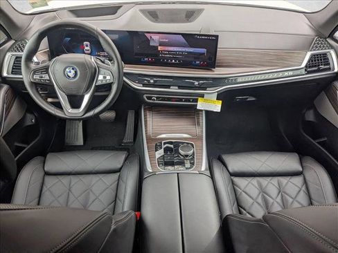 New 2026 BMW X5 xDrive50e image 15