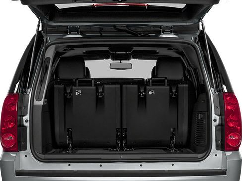 Used 2014 GMC Yukon SLT w/ SLT-2 Equipment Package AWD/4WD image 15
