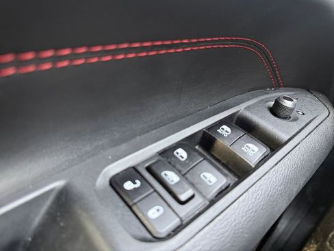 Certified 2025 Jeep Compass Trailhawk image 28