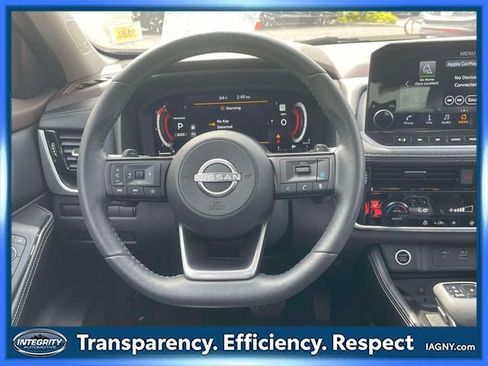 Used 2023 Nissan Rogue Platinum AWD/4WD image 14