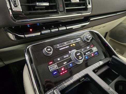 Used 2021 Lincoln Navigator L Black Label image 33