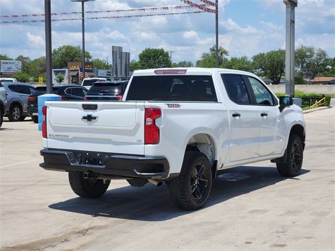 Used 2022 Chevrolet Silverado 1500 LT Trail Boss image 7