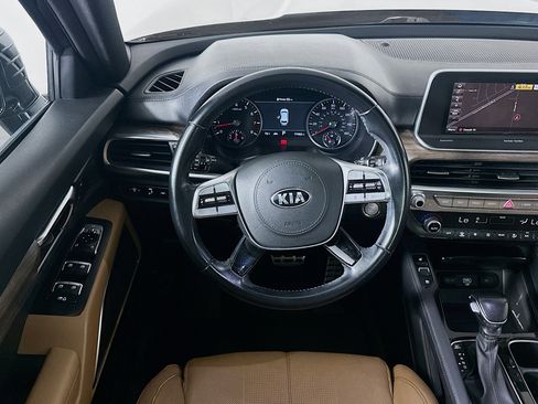 Used 2020 Kia Telluride SX w/ Towing Package FWD image 18