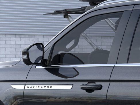 New 2026 Lincoln Navigator Reserve image 20