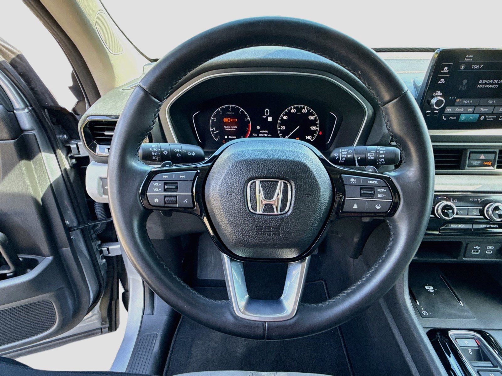 Used 2023 Honda Pilot EX-L image 12