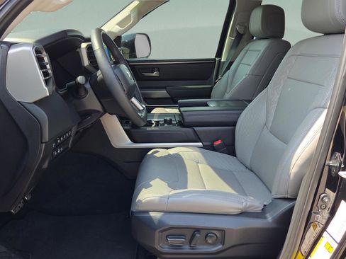 Certified 2024 Toyota Sequoia SR5 image 32