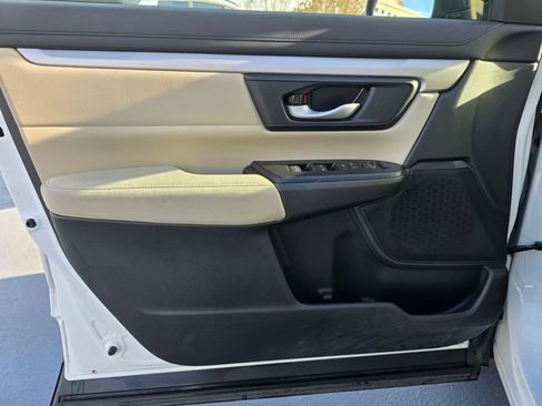 Used 2021 Honda CR-V LX image 22