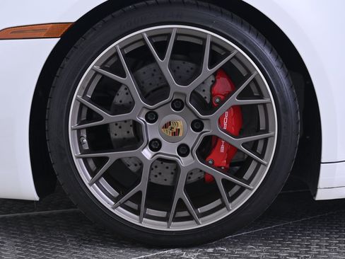 Used 2020 Porsche 911 Carrera S image 11