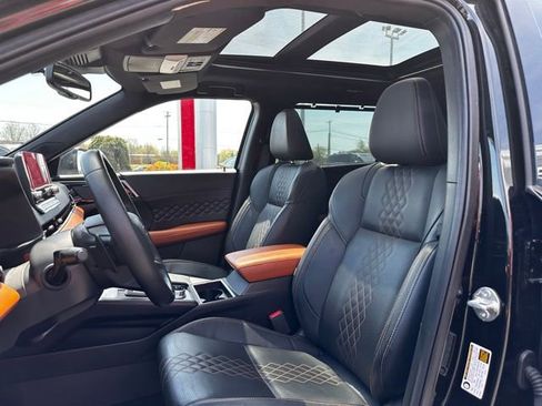 Used 2023 Mitsubishi Outlander SEL 40th Anniversary AWD/4WD image 23
