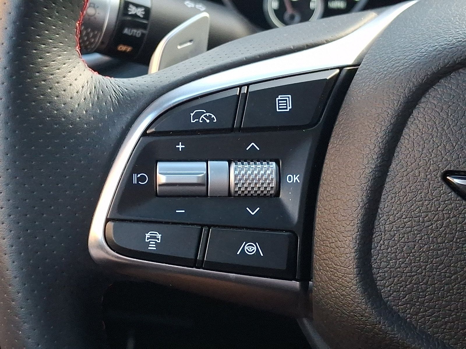 Certified 2026 Genesis G70 3.3T Sport Prestige AWD/4WD image 22