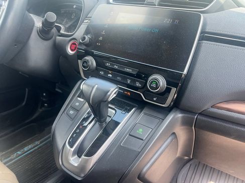 Used 2019 Honda CR-V Touring image 8