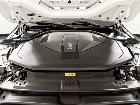 Used 2025 BMW i5 xDrive40 w/ M Sport Package image 63