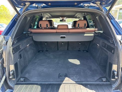 Used 2022 BMW X5 xDrive40i w/ Executive Package image 6