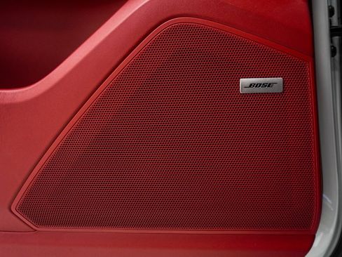 Used 2021 Porsche Cayenne Turbo image 24