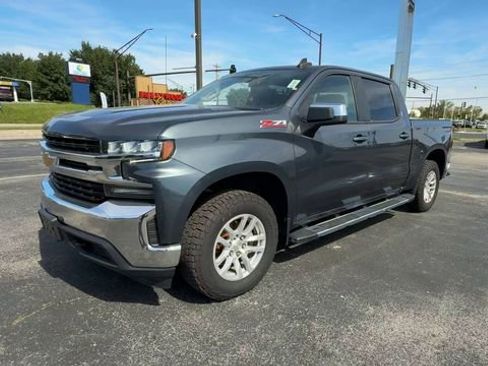 Used 2021 Chevrolet Silverado 1500 LT w/ Diesel Off-Road Package AWD/4WD image 4