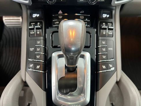 Used 2014 Porsche Cayenne S image 14