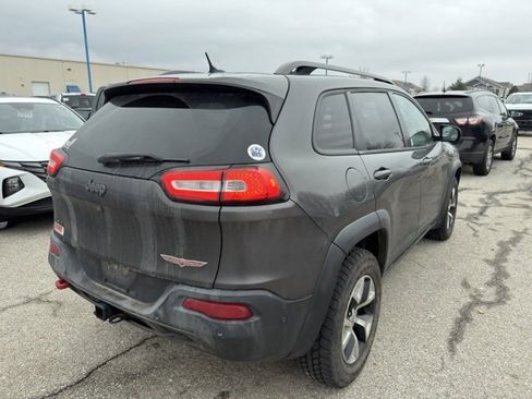 Used 2014 Jeep Cherokee Trailhawk w/ Technology Group image 6
