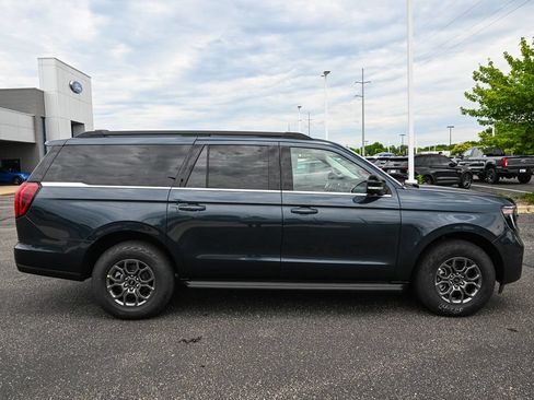 New 2026 Ford Expedition Max Active AWD/4WD image 3