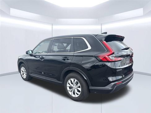 Used 2025 Honda CR-V LX image 3