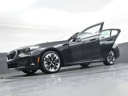 New 2027 BMW 530i xDrive w/ Premium Package AWD/4WD image 49