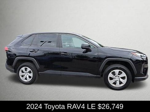 Used 2024 Toyota RAV4 LE image 11