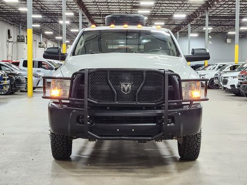 Used 2018 RAM 3500 Tradesman AWD/4WD image 2