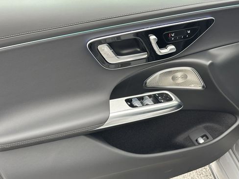 New 2026 Mercedes-Benz E 450 4MATIC Sedan image 11