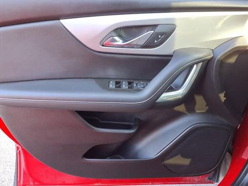 Used 2024 Chevrolet Blazer LT image 12