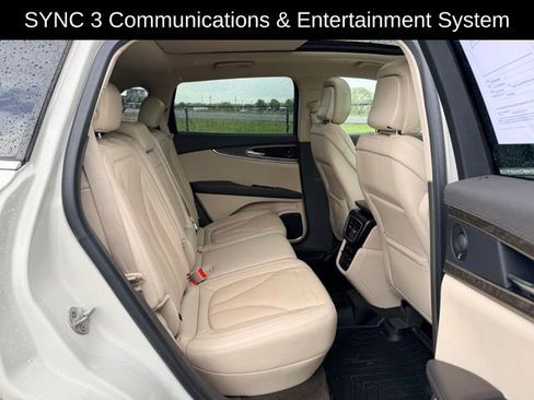 Used 2020 Lincoln Nautilus Reserve w/ Equipment Group 201A AWD/4WD image 10